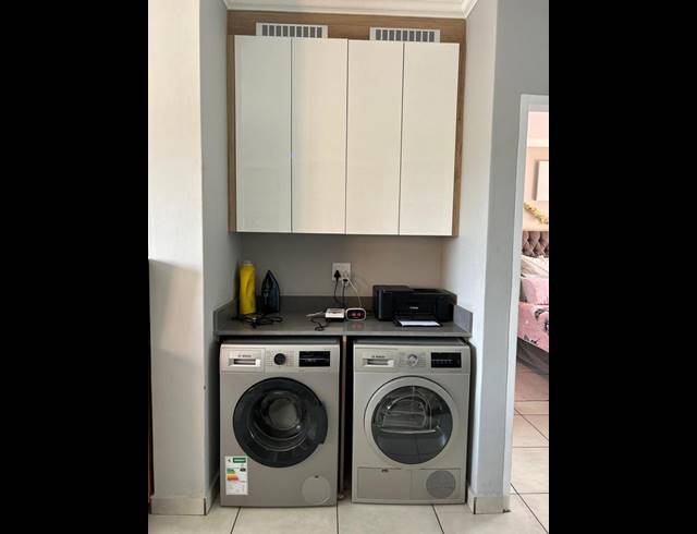 2 BEDROOM TOWNHOUSE FOR SALE IN SIX FOUNTAINS RESIDENTIAL ESTATE